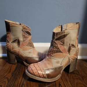 Freebird Patchwork Flower Petal Leather Boots size 6